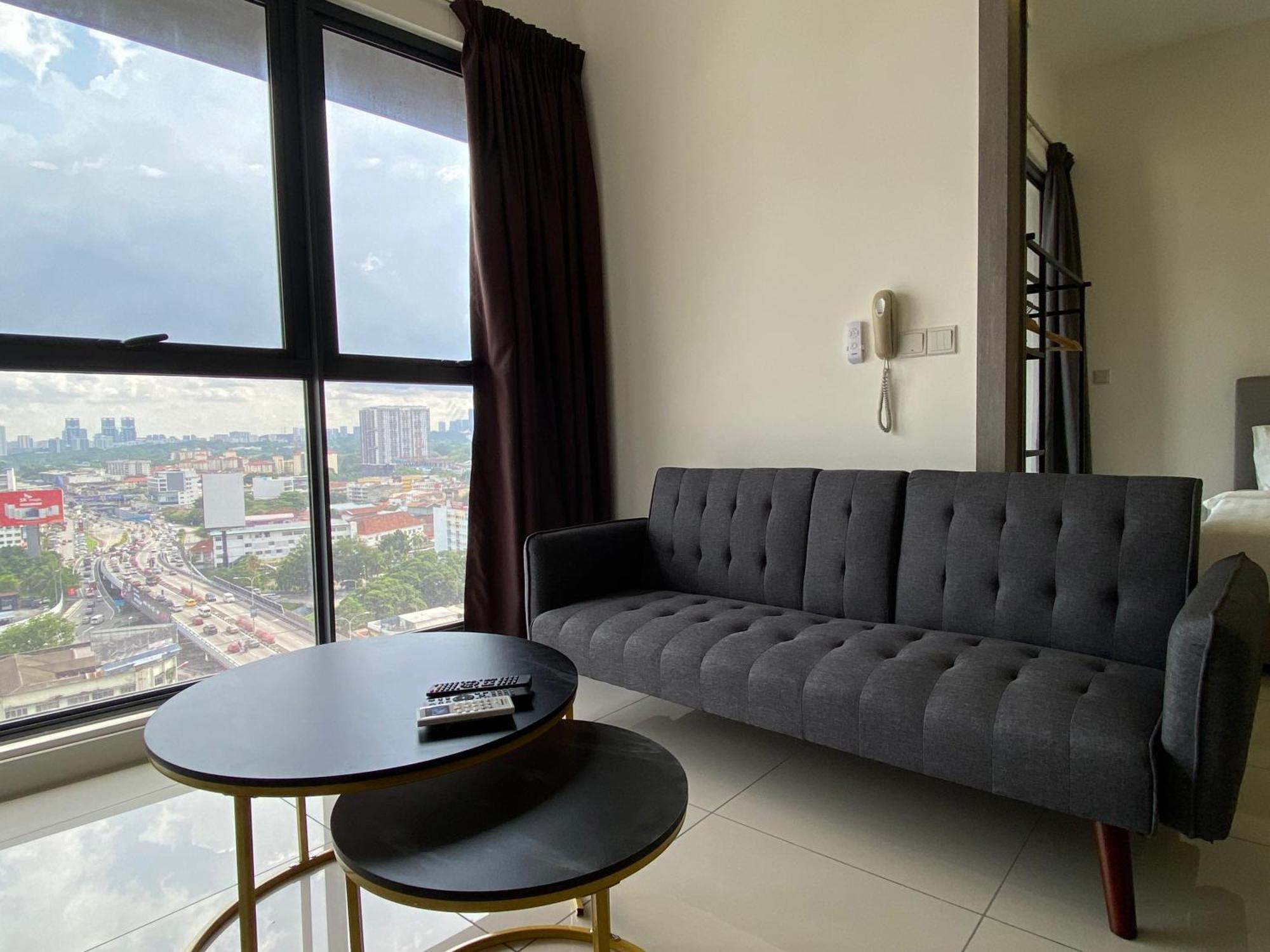 Apartment Infini Suites@ Continew Kl