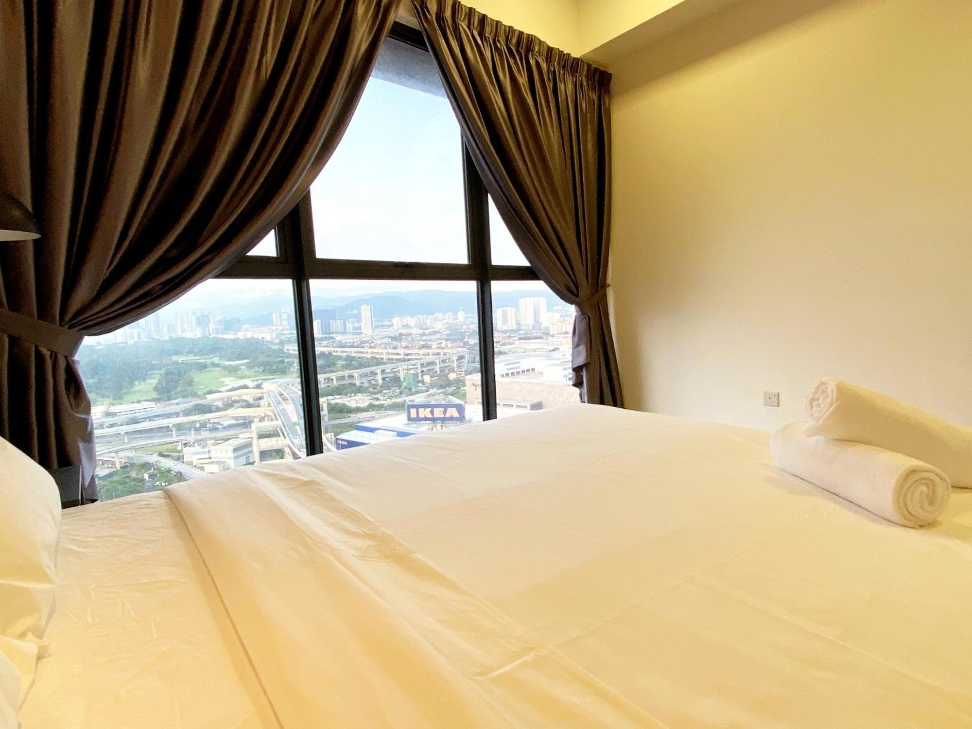 Infini Suites@ Continew Kl Apartment
